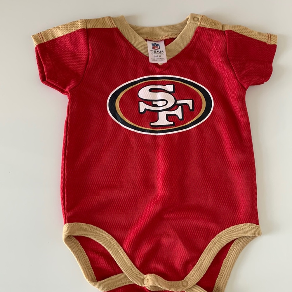 Forty Niners onesie 3-6m Worn 1x NFL gear